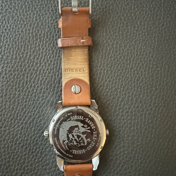 Diesel DZ7308 Blue and Black Dial Leather Men's Watch - Picture 9 of 14